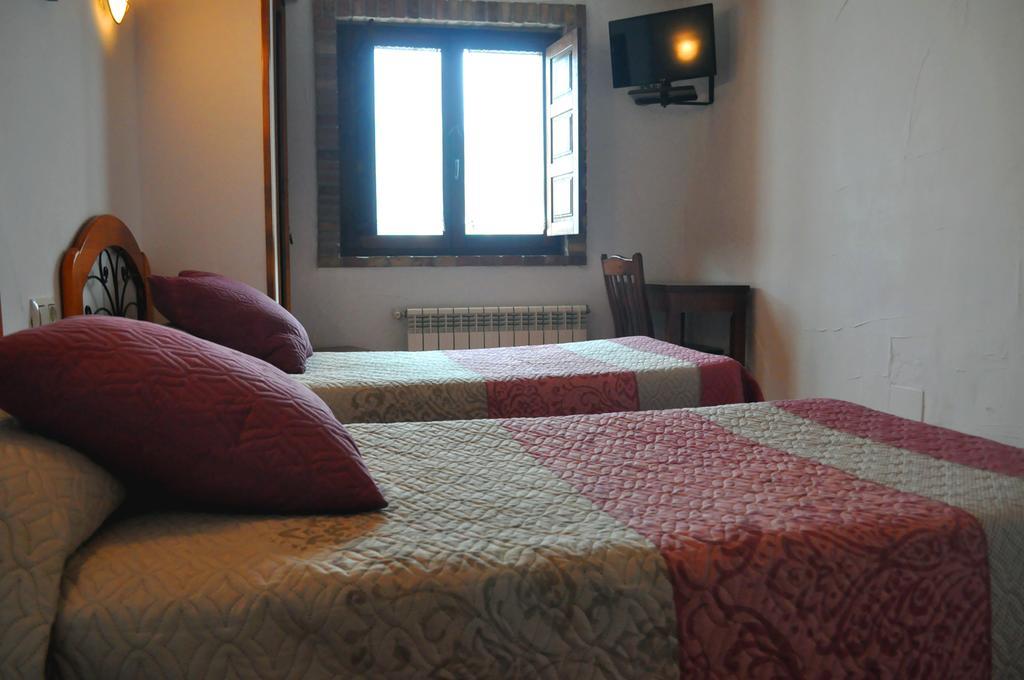 Hotel Restaurante La Parra La Franca Dış mekan fotoğraf